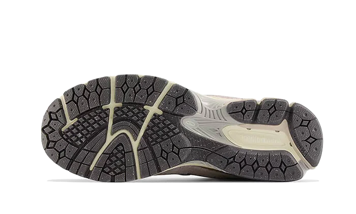New Balance 2002R Rain Cloud Angora - Image 2