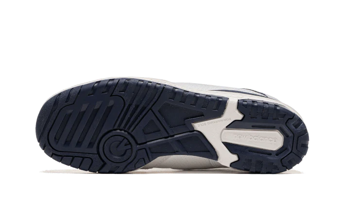 New Balance 550 Navy Blue - Image 4