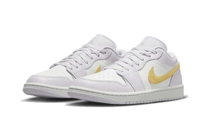Air Jordan 1 Low Barely Grape - Image 2