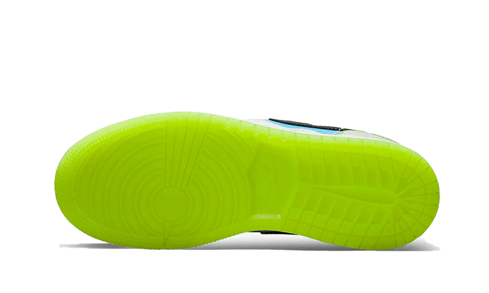 Air Jordan 1 Low SE Warped Swoosh - Image 3