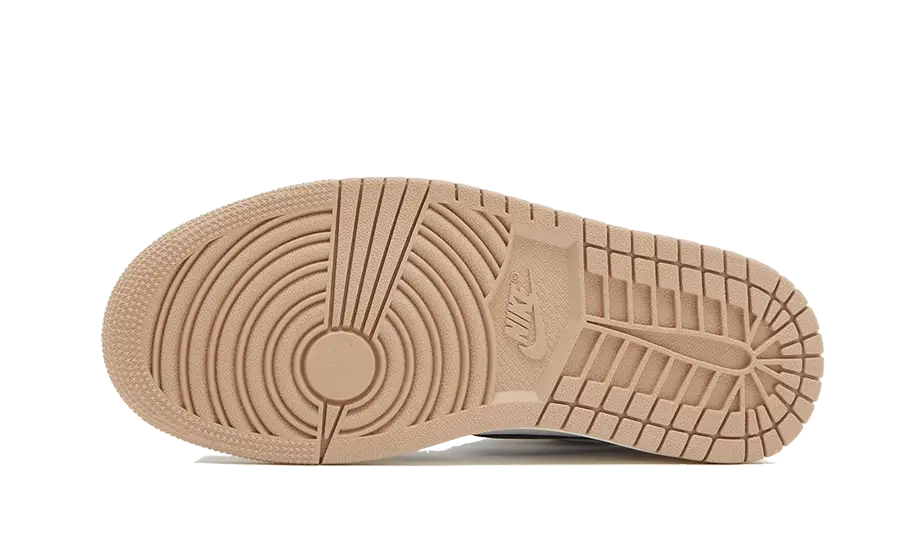 Air Jordan 1 Retro High OG Latte - Image 3