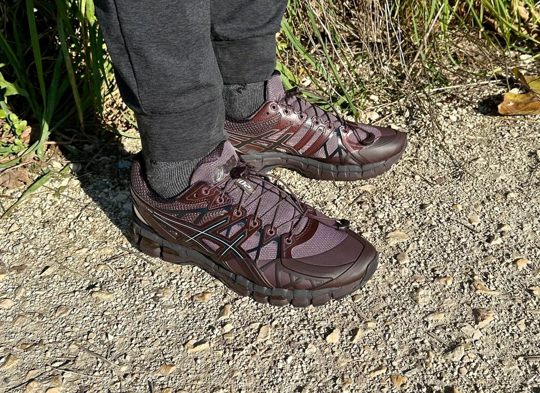 ASICS Gel-Kayano 20 Unaffected Dark Cherry Black - Image 2