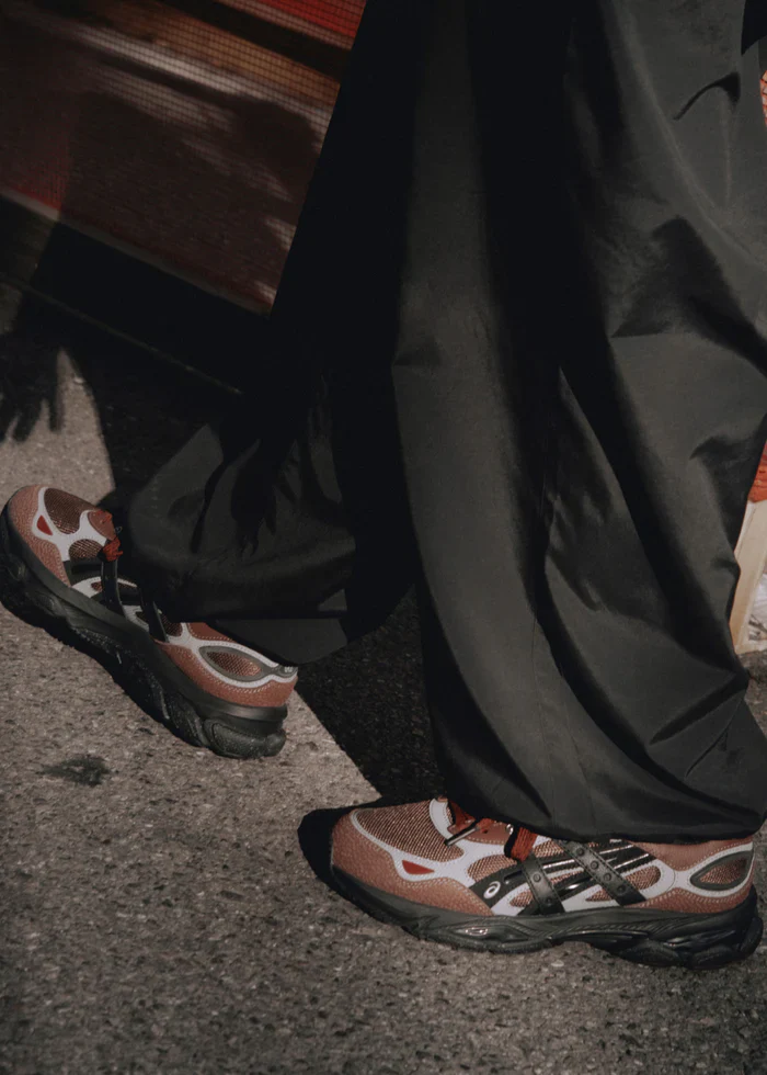 ASICS Gel-NYC 2.0 SSHS HAL STUDIOS Architecture of Everyday Life Mahogany - Image 2