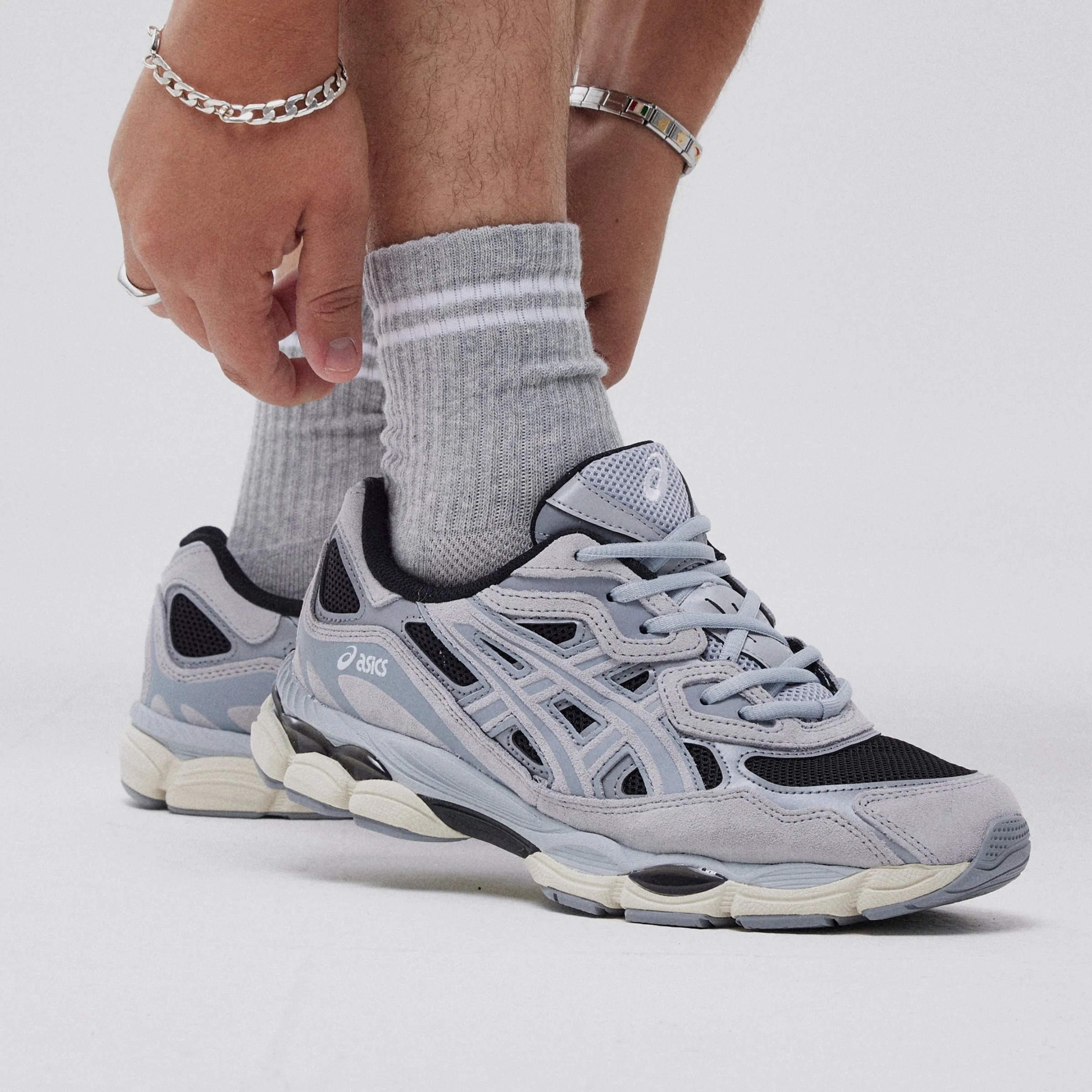 ASICS Gel-NYC Black Piedmont Grey - Image 2