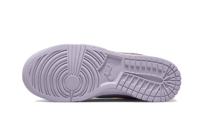Nike Dunk Low Easter (2022) - Image 4