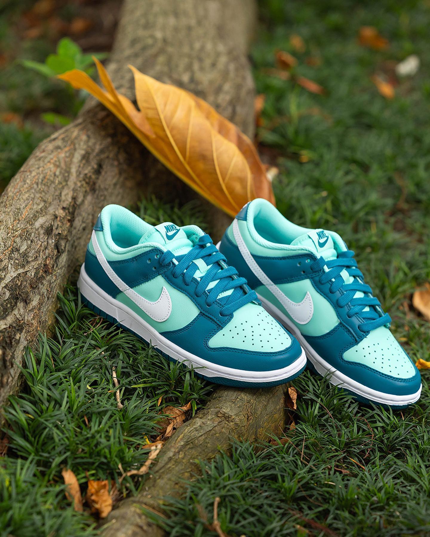 Nike Dunk Low Geode Teal - Image 3