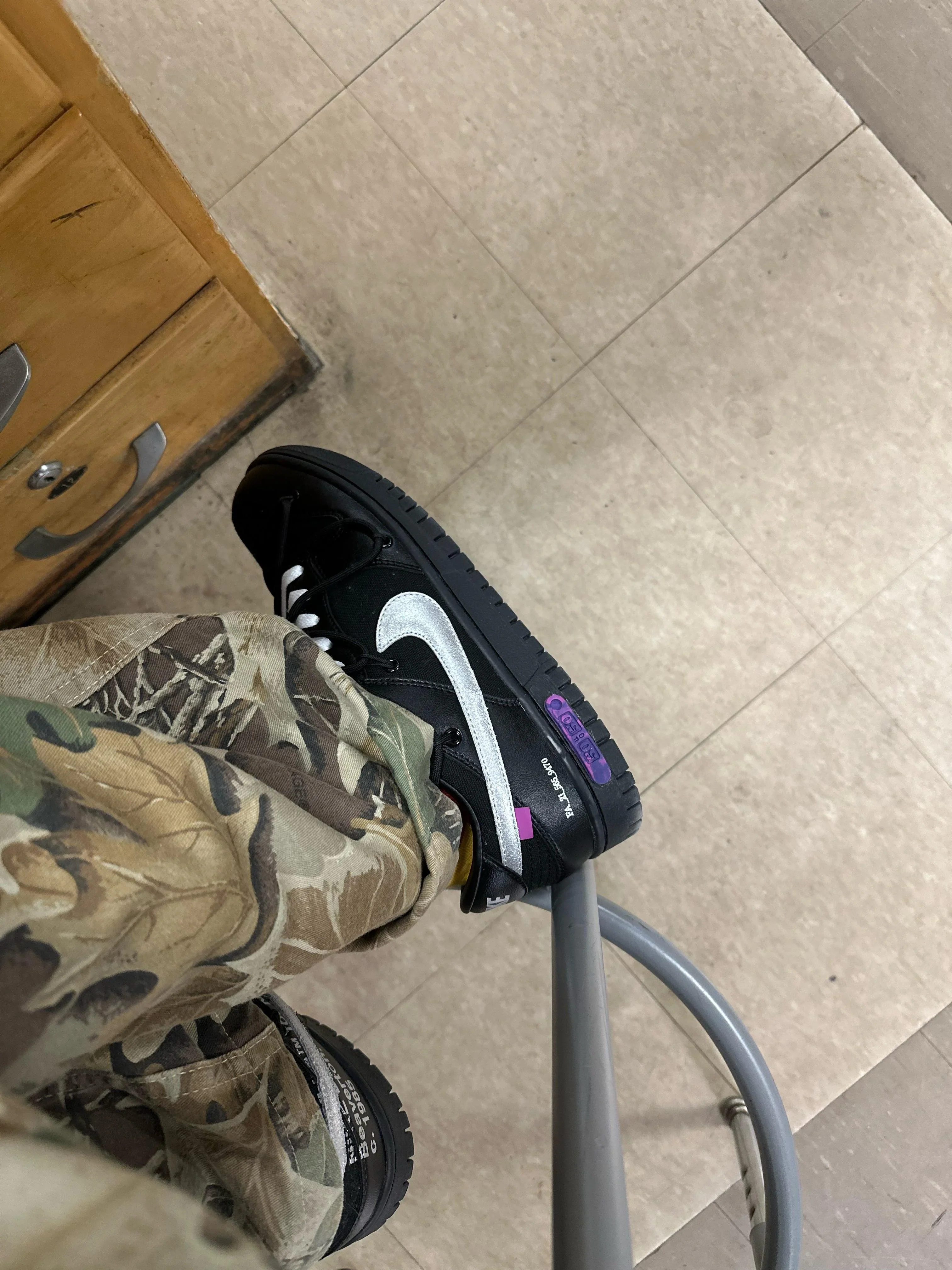 Nike Dunk Low Off-White Lot 50 - Image 2