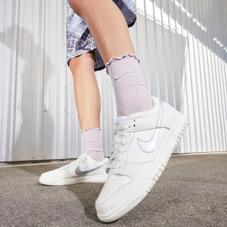 Nike Dunk Low Oxygen Purple - Image 2