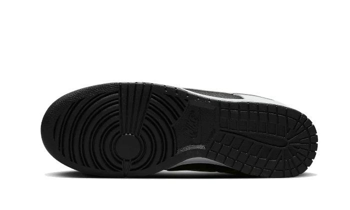 Nike Dunk Low Reverse Panda Volt - Image 4