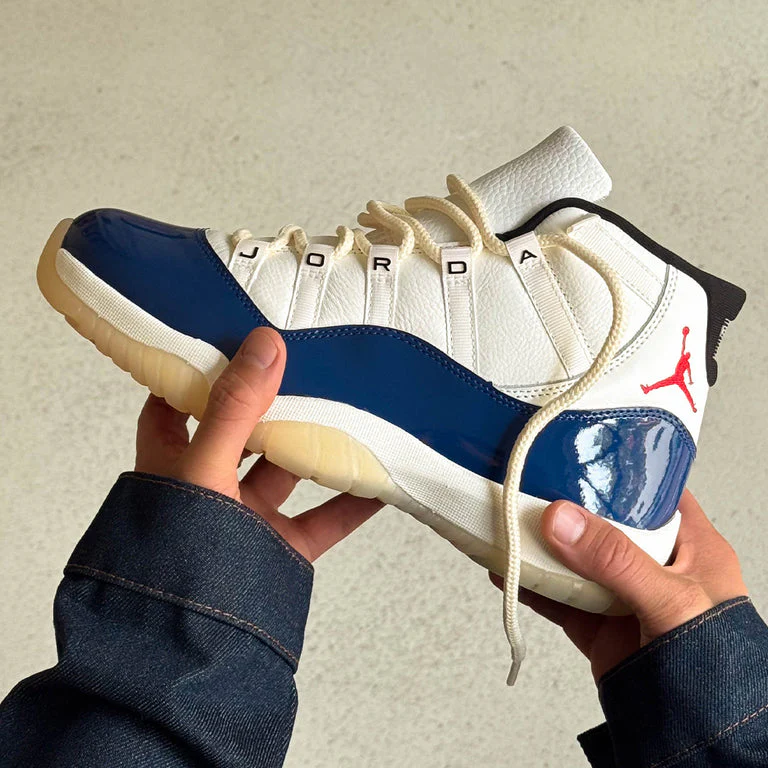 Jordan 11 Retro Rare Air - Image 2