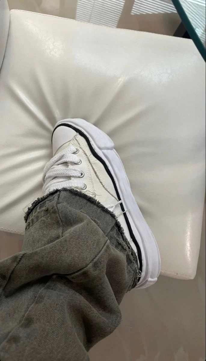 Maison Mihara Yasuhiro Peterson OG Sole Canvas Low White - Image 3