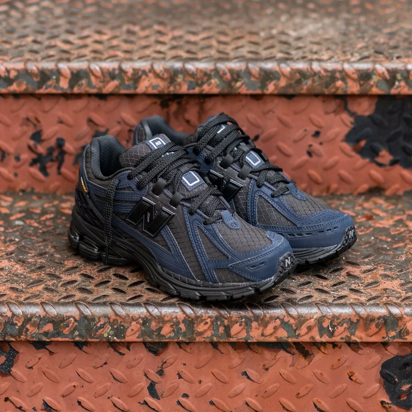 New Balance 1906R Cordura Outerspace - Image 2