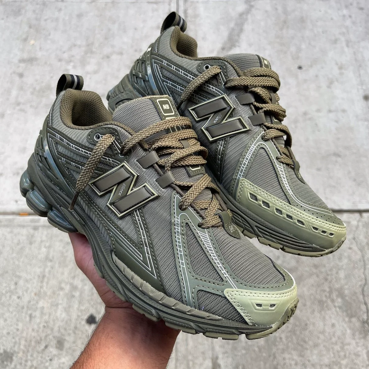 New Balance 1906R Dark Moss - Image 3