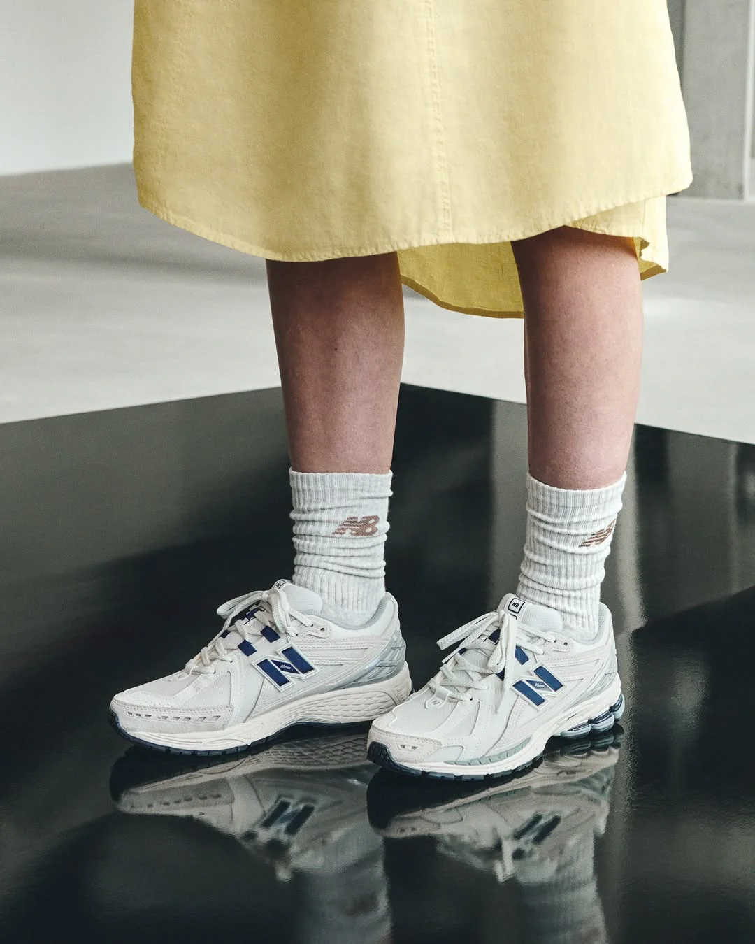 New Balance 1906R Sea Salt Navy - Image 2