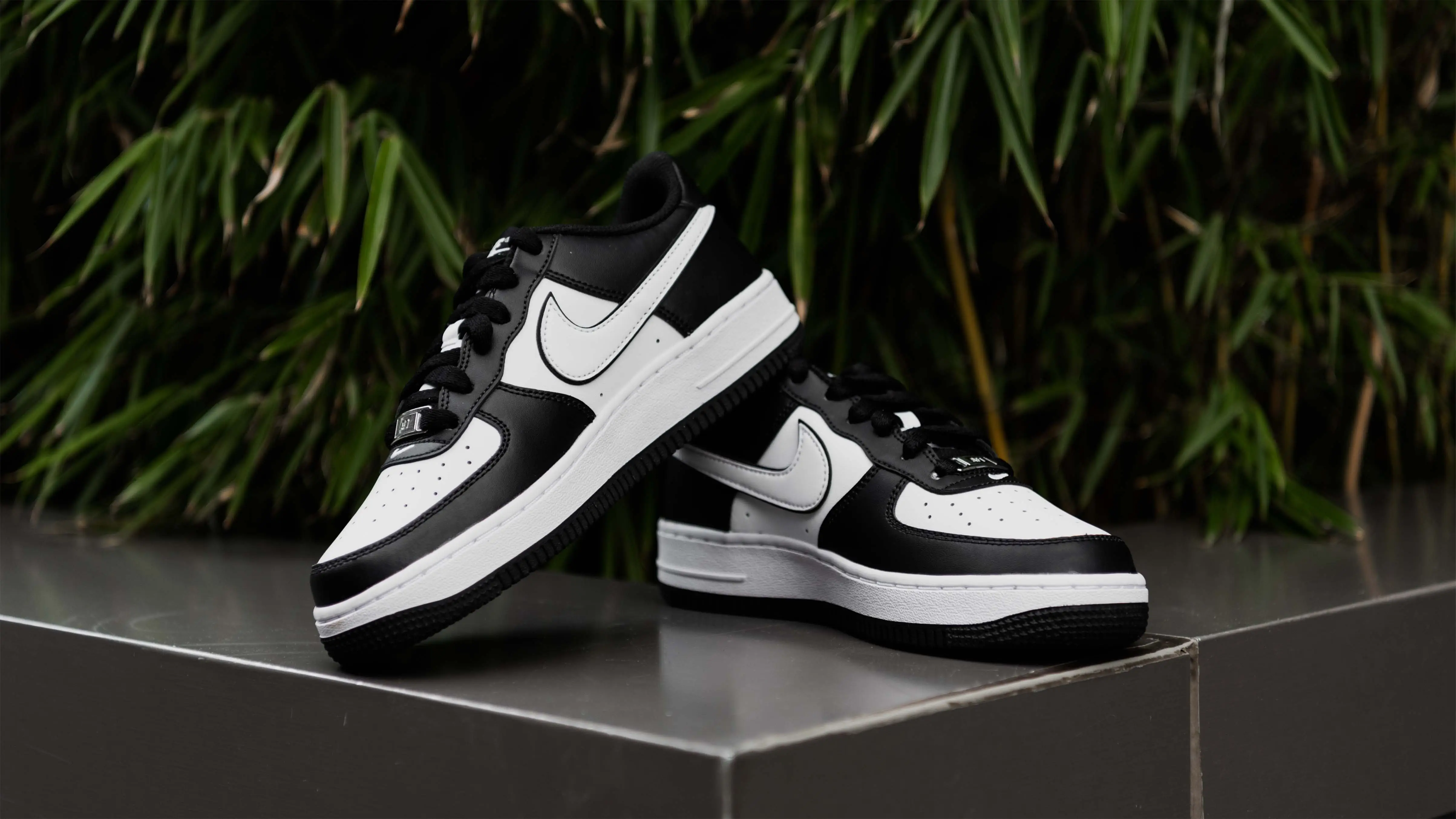 Nike Air Force 1 Low '07 White Swoosh Panda - Image 3