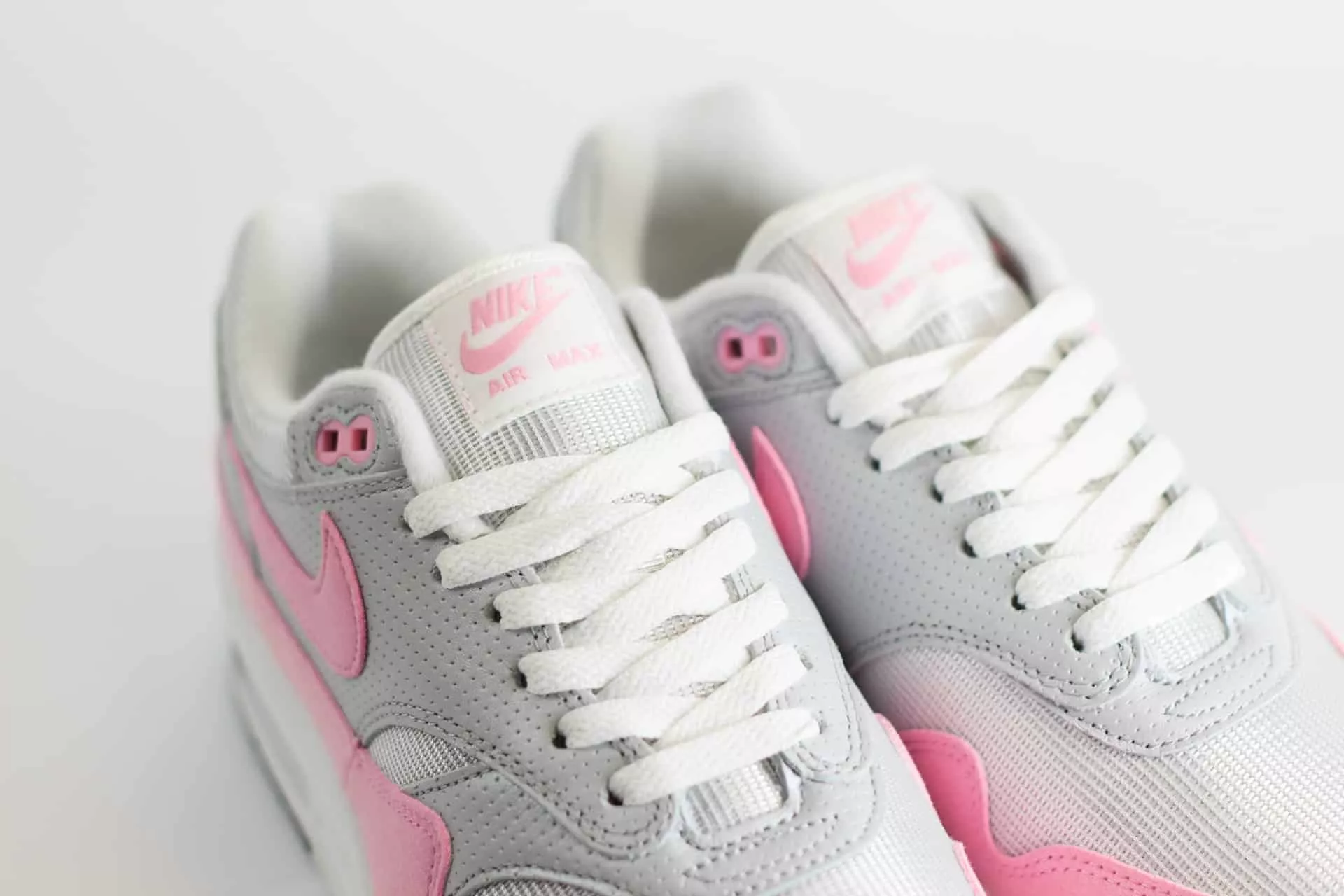 Nike Air Max 1 '87 Metallic Platinum Pink Rise - Image 5