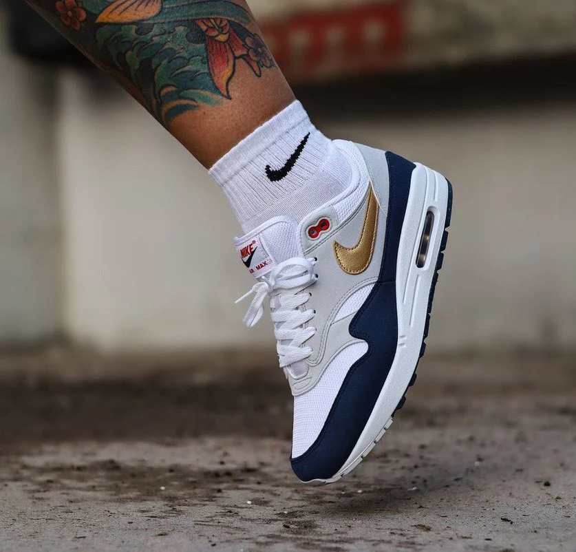 Nike Air Max 1 Olympic - Image 2
