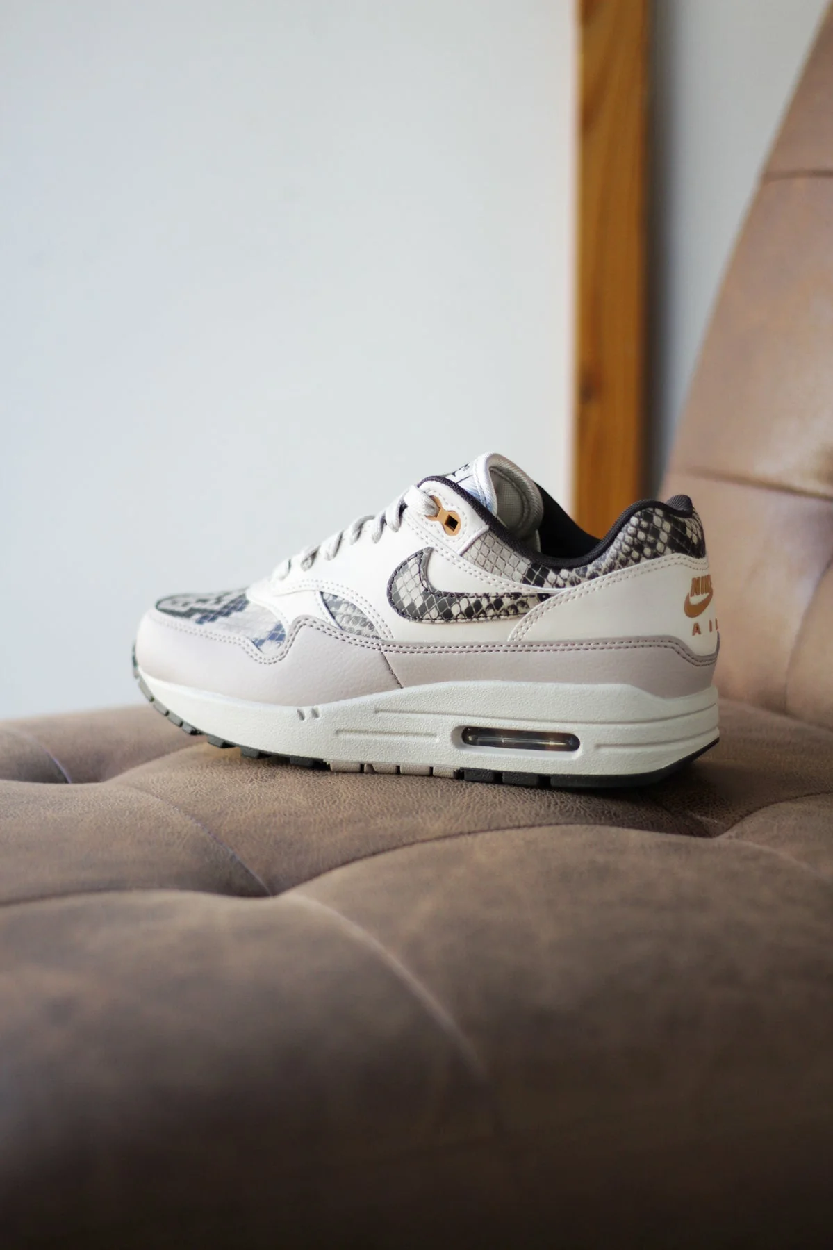 Nike Air Max 1 Snakeskin - Image 2