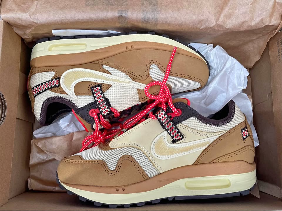 Nike Air Max 1 Travis Scott Cactus Jack Wheat Lemon Drop - Image 3