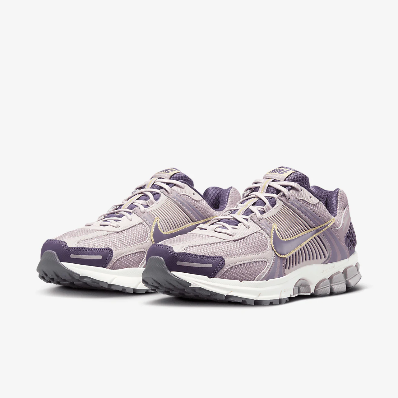 Nike Zoom Vomero 5 Platinum Violet - Image 3