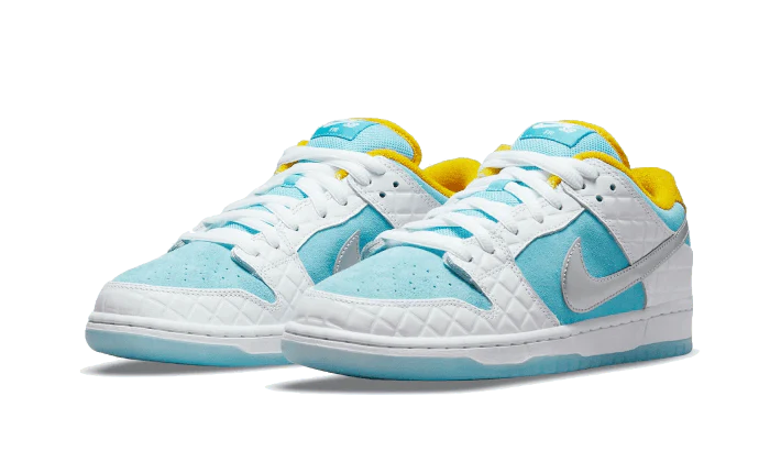 Nike SB Dunk Low Pro FTC - Image 2