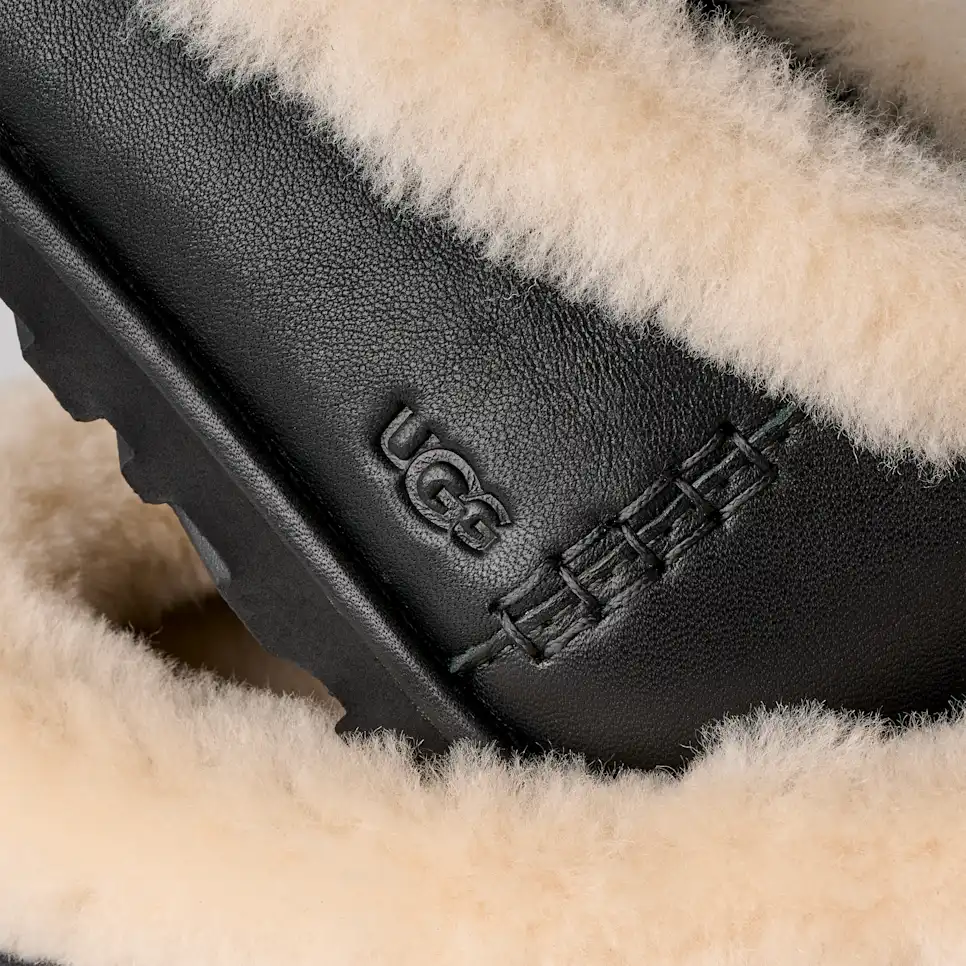 UGG Zora Leather Ballet Flat Black - Image 3