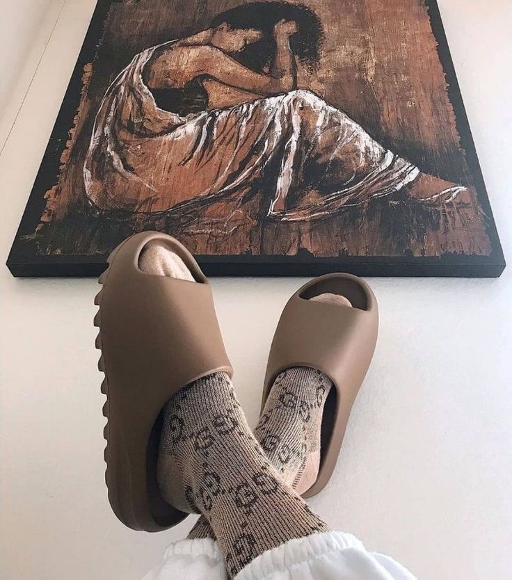 Adidas Yeezy Slide Core - Image 2